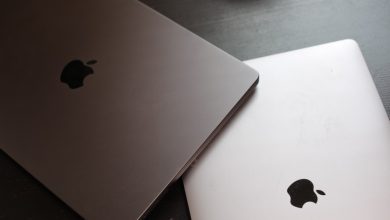 L-R: Space Black MacBook Pro, Space Gray Touchbar MacBook Pro